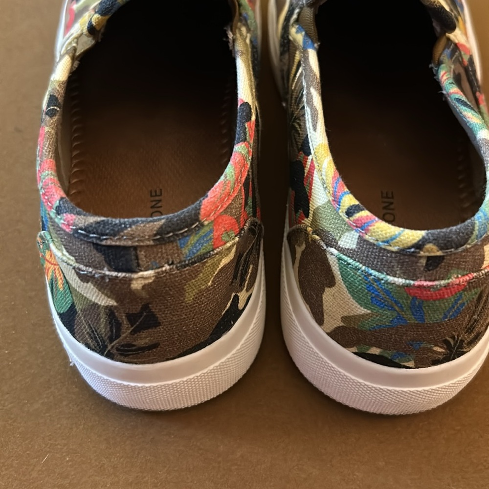 Sun & Stone Floral Camo Slip-On Sneakers Size 8.5 - Picture 13 of 15
